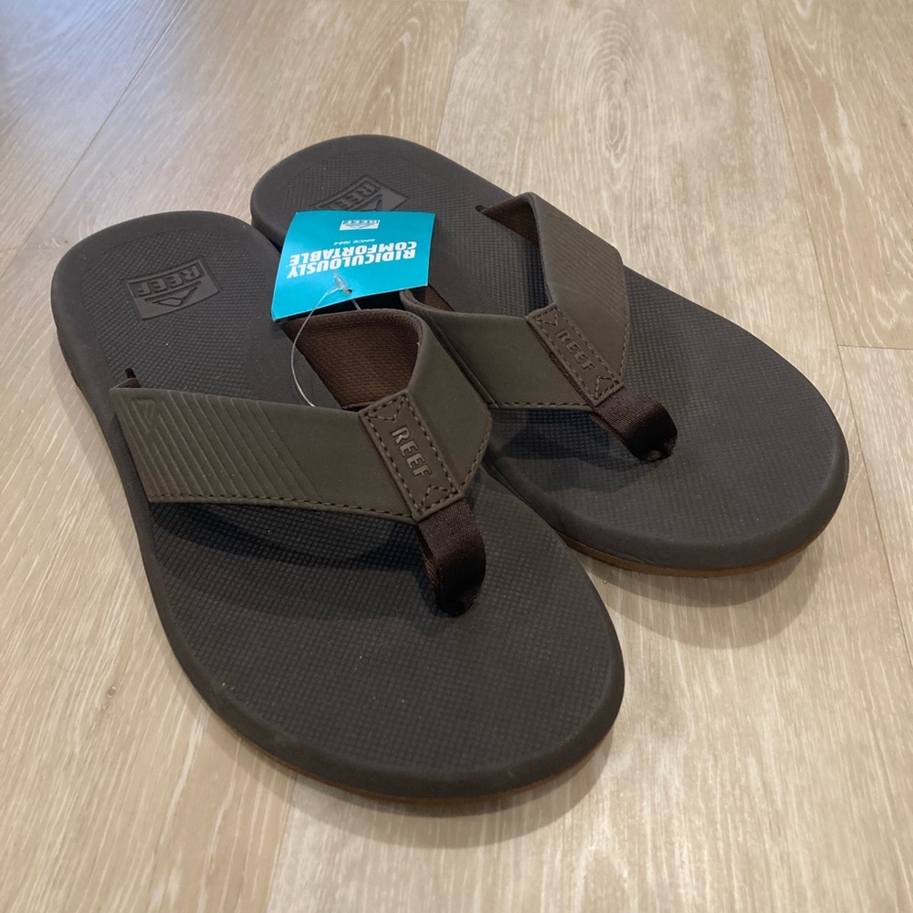 BRAND NEW Reef Phantom II Men’s Size 11 Flip Flop Sandals Dark Brown